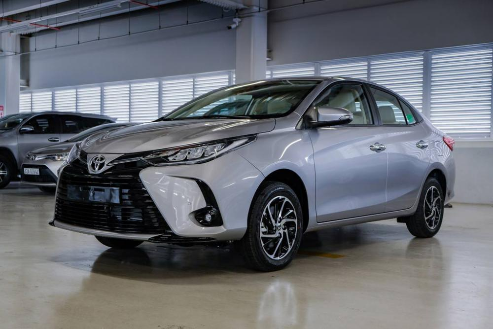 Thiết kế ngoại thất trẻ trung của xe Toyota Vios mới