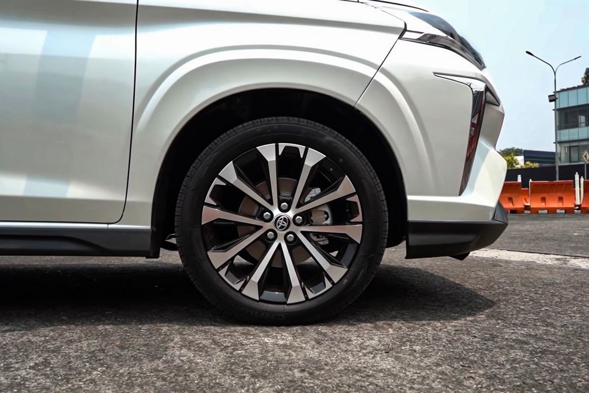 Lazang k&iacute;ch thước 18 inch