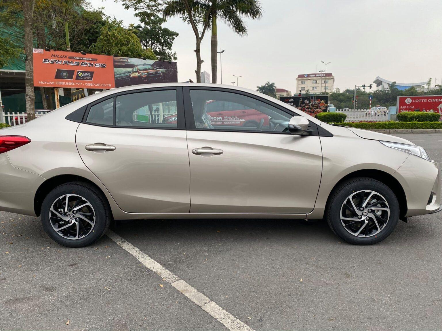 Thiết kế h&ocirc;ng xe Vios E số s&agrave;n