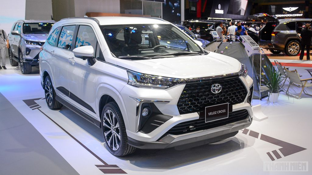 Toyota Veloz 2023 tại sự kiện ra mắt