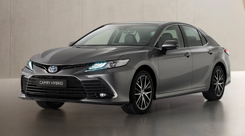 Toyota Camry Hybrid 2023
