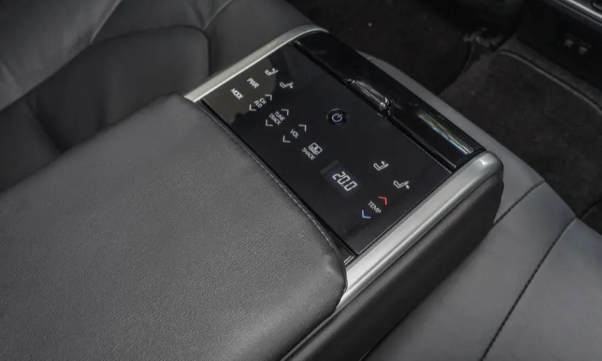 Bệ tỷ tay cao cấp