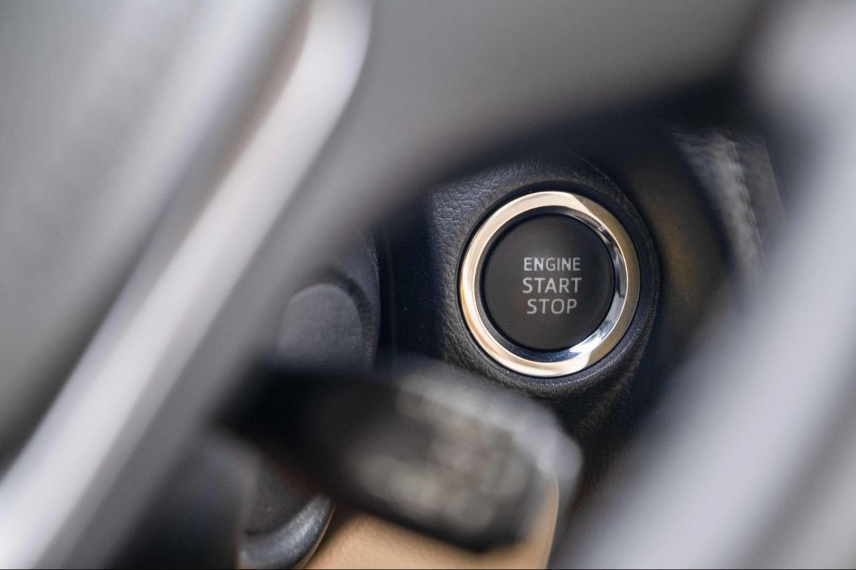 N&uacute;t khởi động 