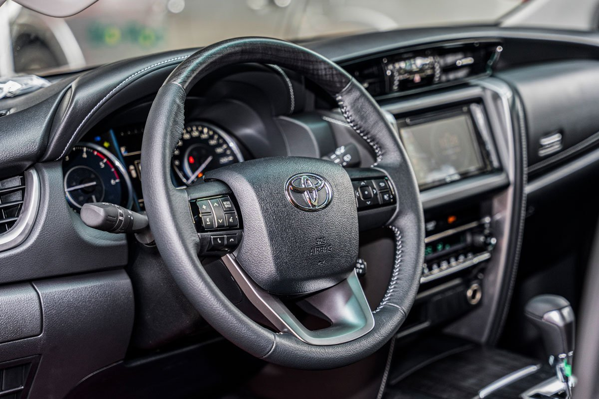 V&ocirc; lăng 3 chấu bọc da