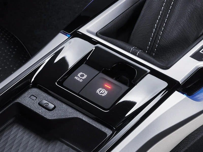 Trang bị tiện nghi trên Veloz Cross