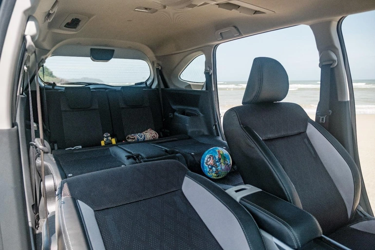 Nội thất xe Toyota Veloz Cross 2022