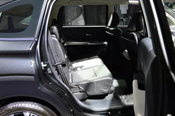 Nội thất xe Veloz Cross 2022