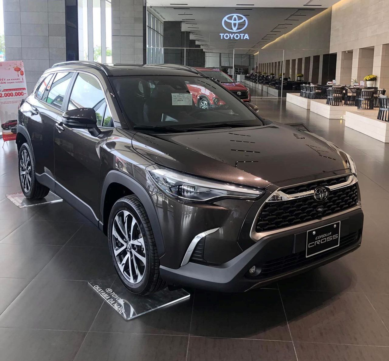 Toyota Cross 2023 màu đen