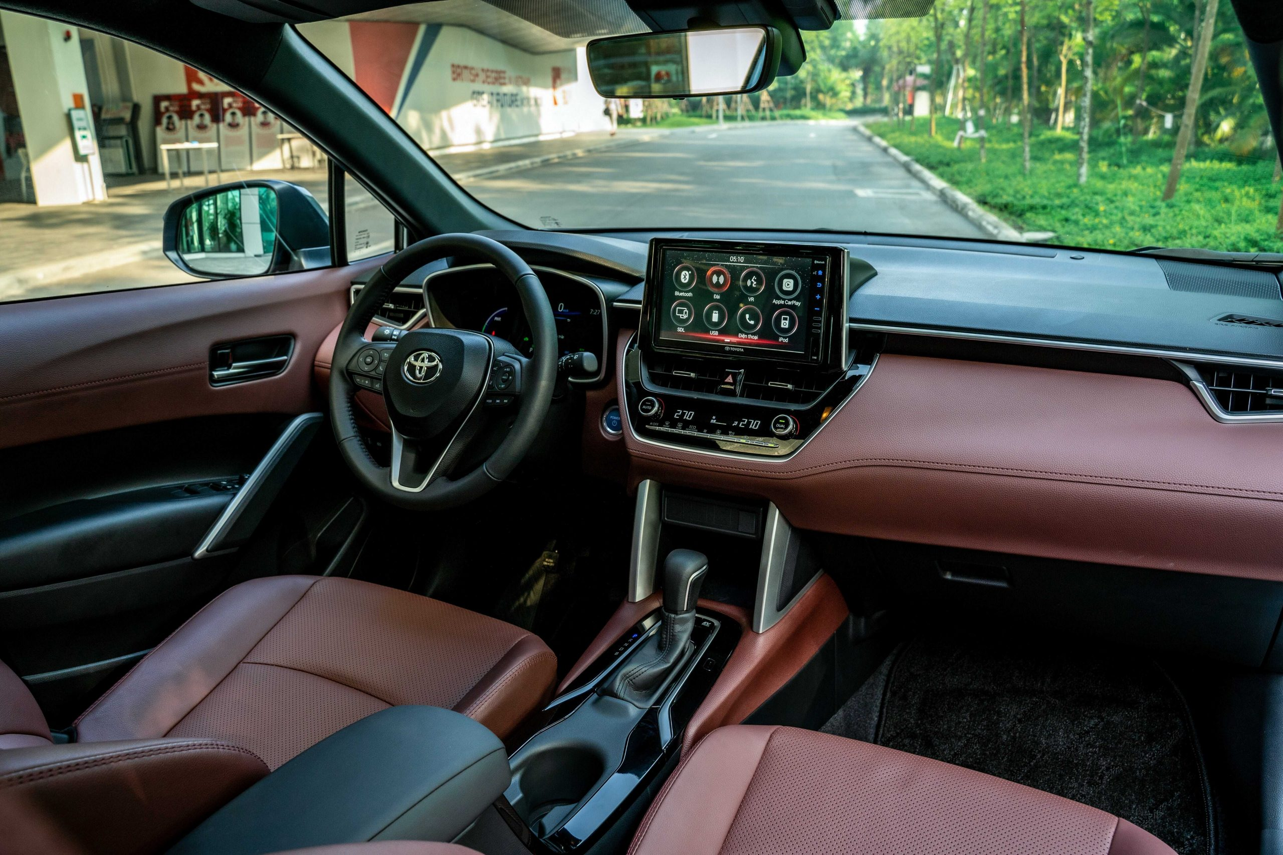 Hàng ghế trước