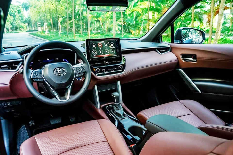 Nội thất xe Toyota Corolla Cross 2022