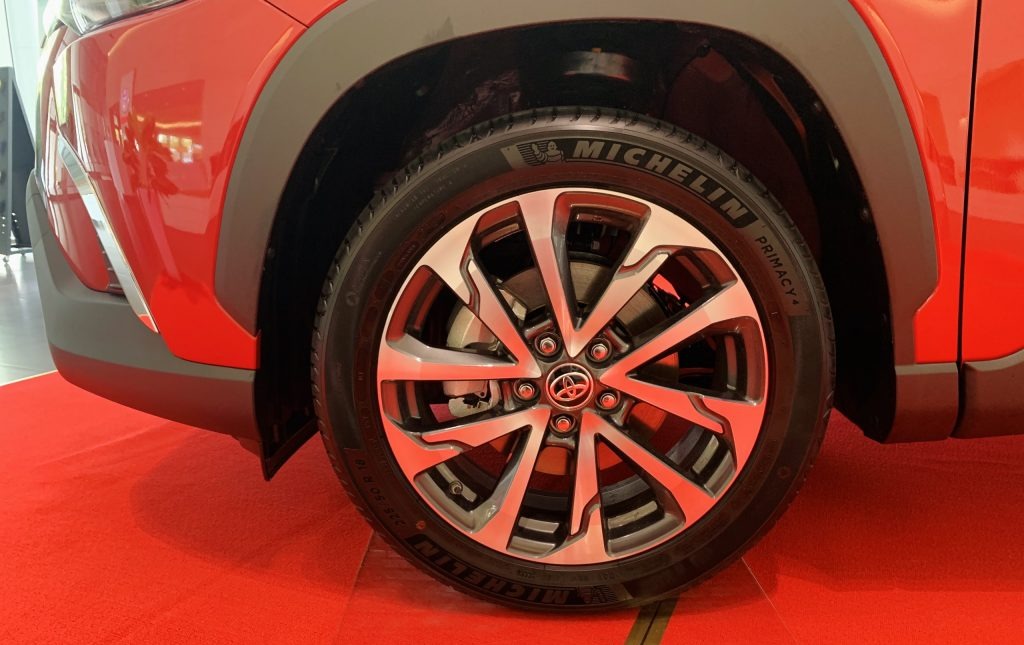 Thiết kế Lazang xe Toyota Corolla Cross