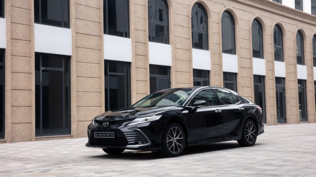 So sánh các phiên bản xe Camry 2023