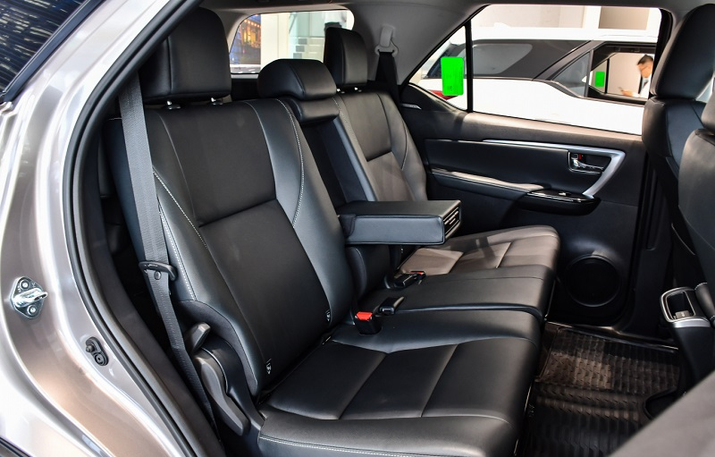 Ghế ngồi bọc da cao cấp