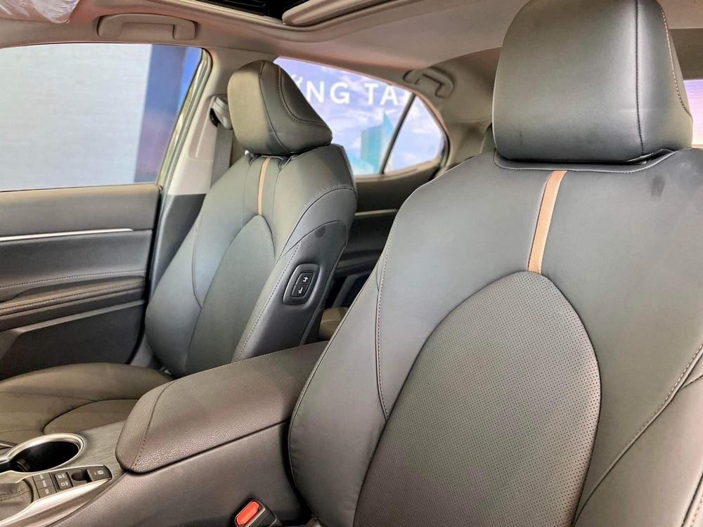 Ghế ngồi khoang khoang l&aacute;i