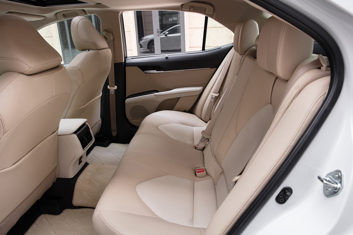 Ghế ngồi xe Camry 2022