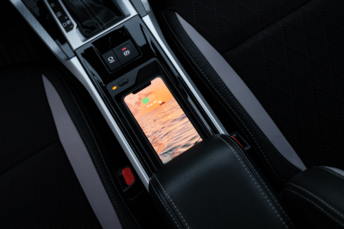 Trang bị tiện nghi xe Veloz Cross 2022