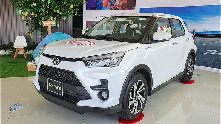 Toyota Raize màu trắng ngọc trai với thiết kế rất đẹp