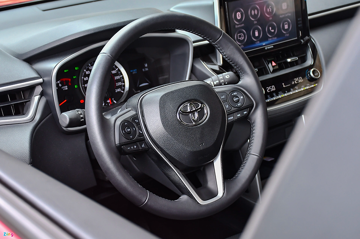 Thiết kế vô lăng xe Toyota Cross 2022