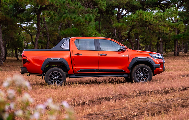 Thiết kế mặt bên hông xe