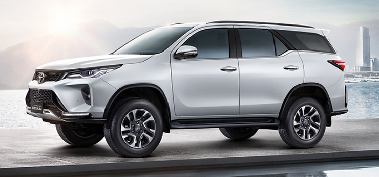 Toyota Fortuner 2023 ra mắt tại Thái Lan