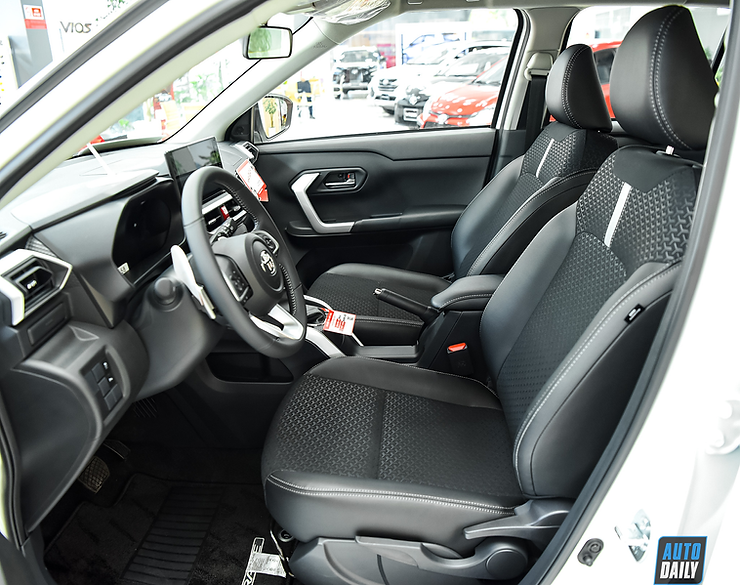 Trang bị ghế ngồi trước